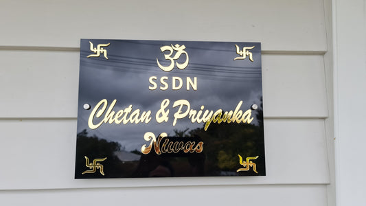 Couple Name Signs